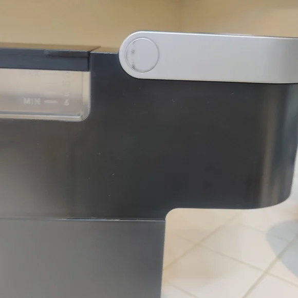 Keurig K-Mini Single Serve Coffee Maker Black Matte Dorm Friendly Office Salon - Picture 13 of 14